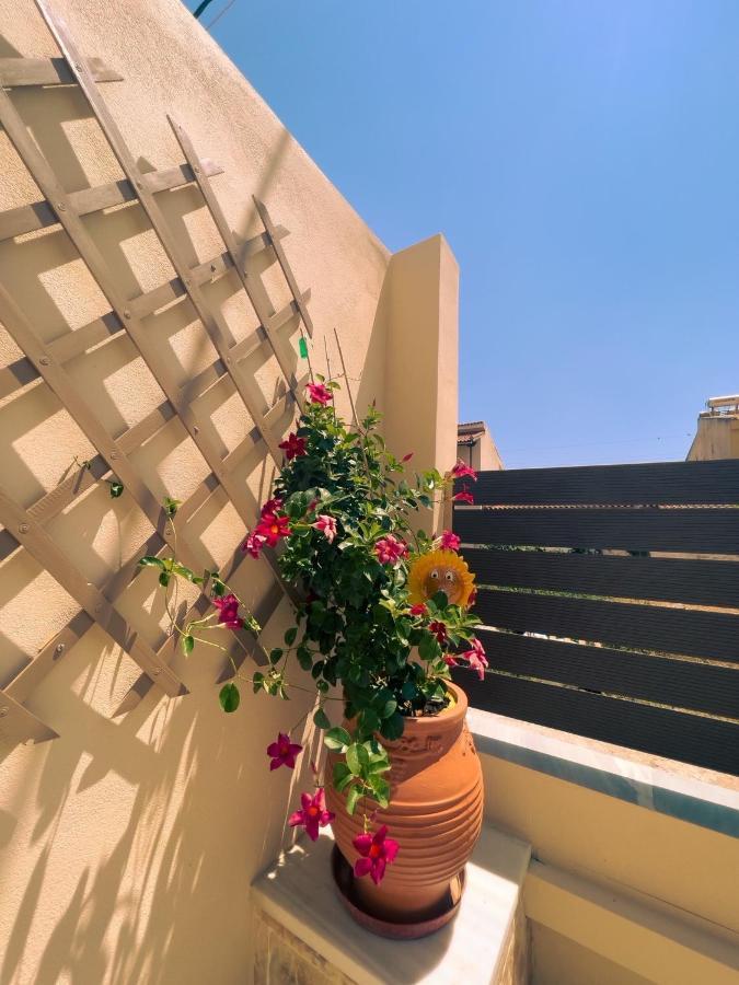 ארטמידה Theo Apartments 1 מראה חיצוני תמונה