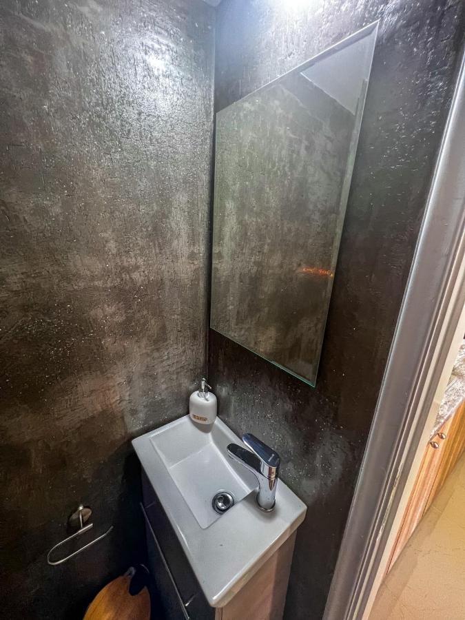 ארטמידה Theo Apartments 1 מראה חיצוני תמונה