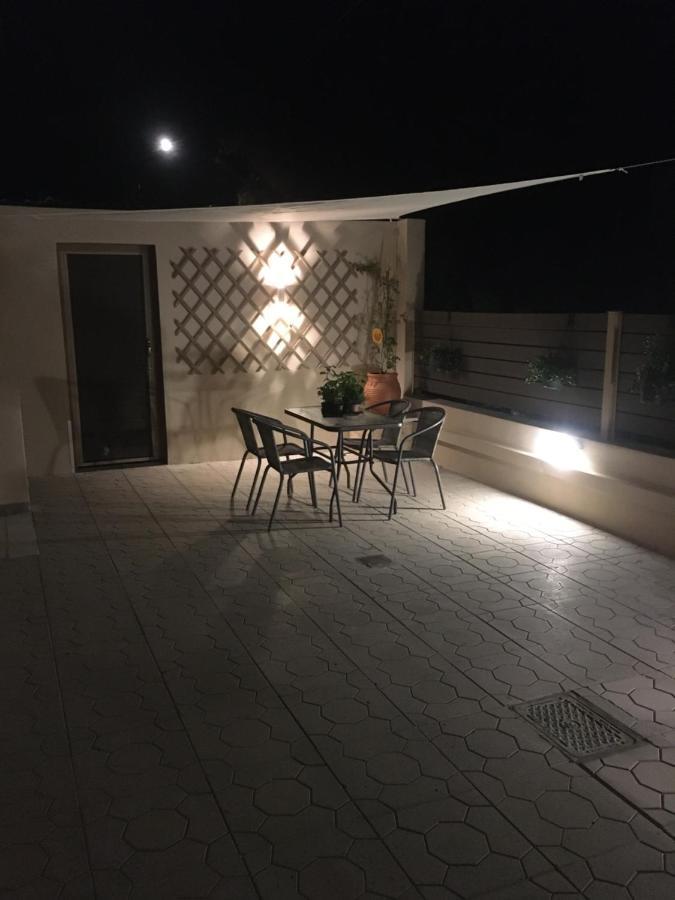 ארטמידה Theo Apartments 1 מראה חיצוני תמונה