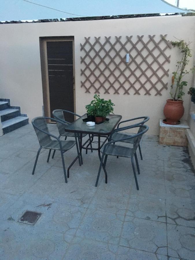 ארטמידה Theo Apartments 1 מראה חיצוני תמונה